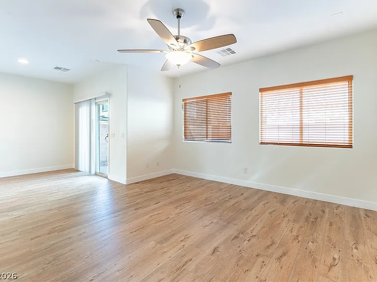 1134 Jesse Harbor Ave — Photo 9