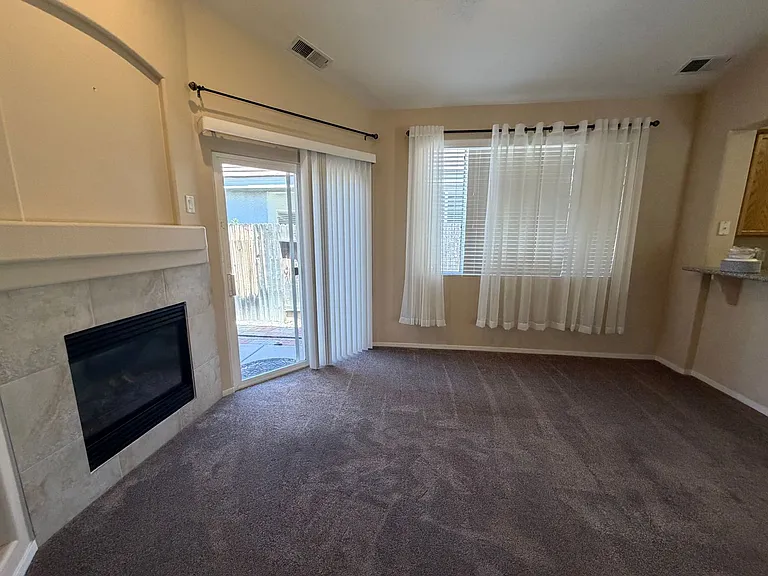 9741 Ripple Way — Photo 7