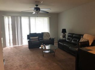 6796 Roundleaf Dr, Jacksonville, FL 32258