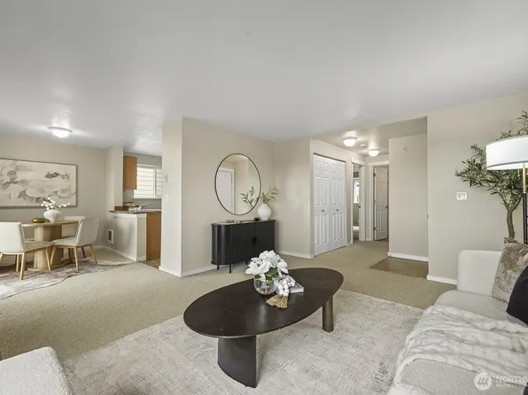 3815 SE 131st Lane SE #H-16, Bellevue, WA 98006