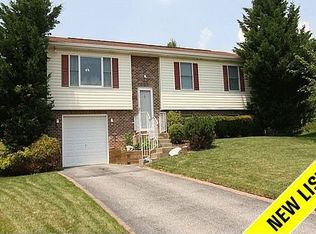 312 Inverness Close, Westminster, MD 21158