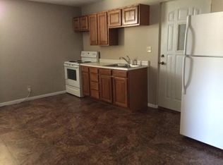 119 2nd St #3, Carbon Cliff, IL 61239