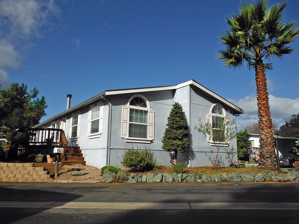 1st image of 72 Cherry Blossom Ln #72