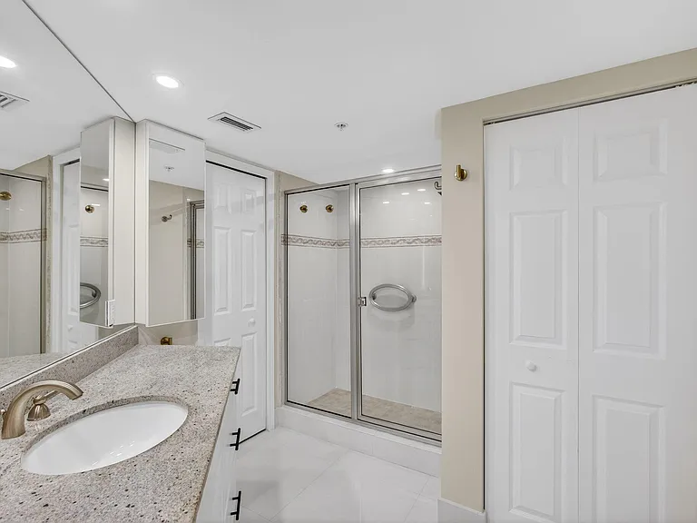 3000 N Ocean Dr #2F — Photo 17