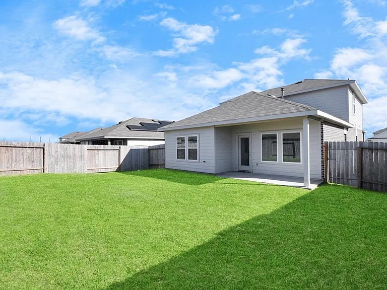 5227 Castlebury Meadows Dr — Photo 10