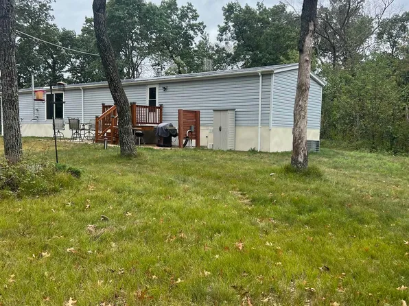 1606 Apache Ave, Nekoosa, WI 54457