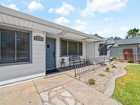 5th image of 3821 Wrigley Cir
