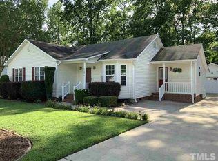 112 Ses Dr, Clayton, NC 27520