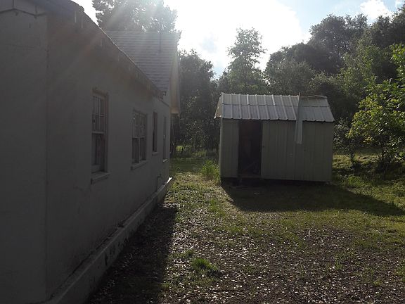 2nd image of 1888 Branstetter Ln