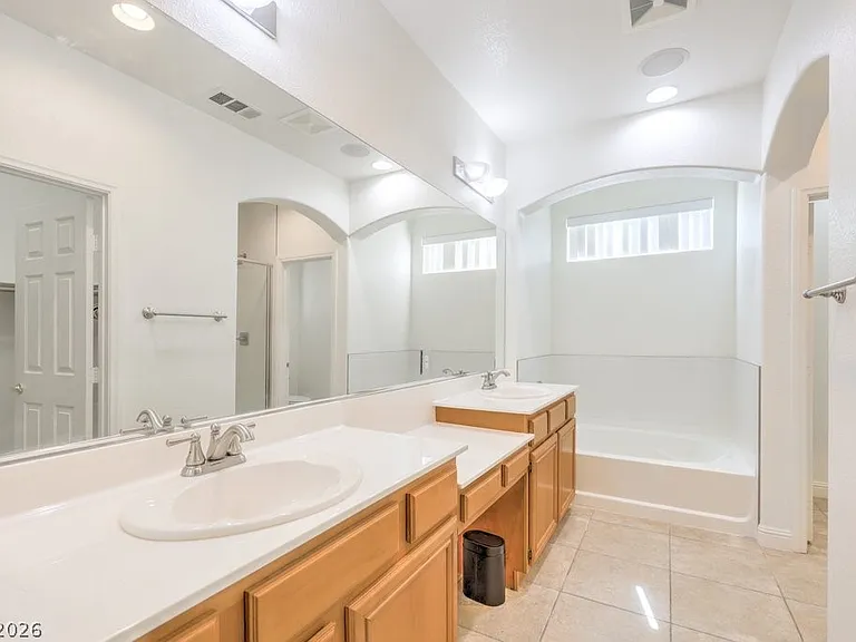 437 Eternity St — Photo 20
