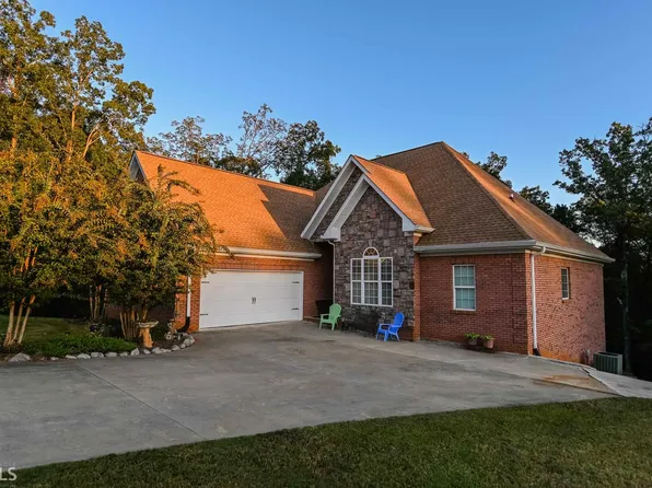 89 Tara Ct, Mansfield, GA 30055