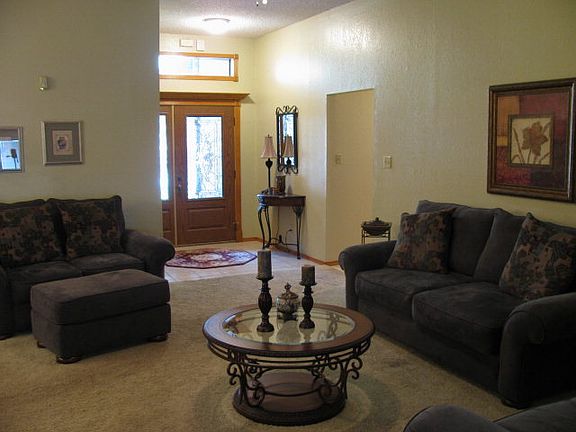 4th image of 1724 Zamora Dr