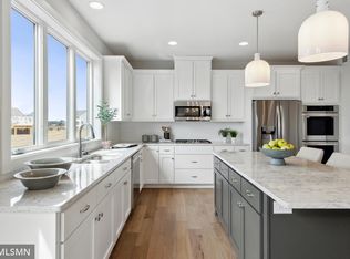 6397 Harvest Trl, Chaska, MN 55318