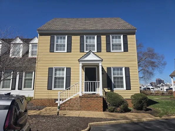 27 Capps Qtrs, Hampton, VA 23669