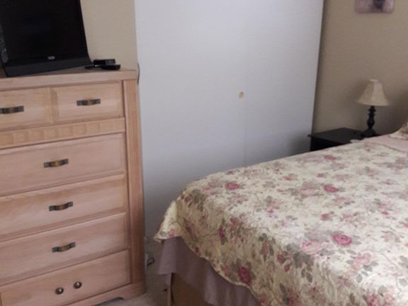 5th image of 1060 Humboldt St #2019