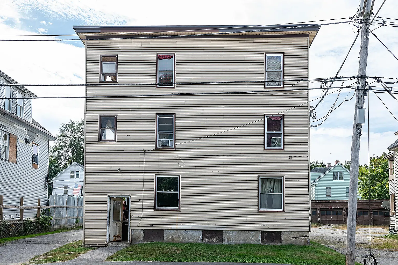 25 Falmouth St — Photo 1