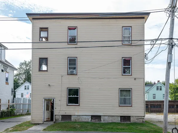 25 Falmouth St, Rumford, ME