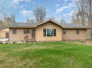 1817 E Coggins Rd, Pinconning, MI 48650