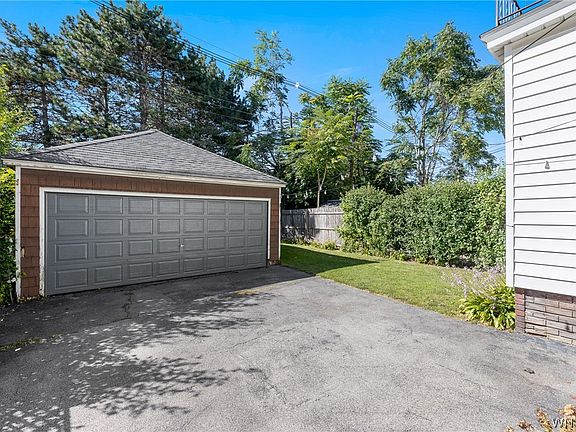 3rd image of 20 Beaumaris Pl