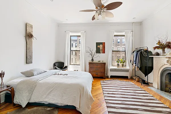 Sold by Compass | media 7