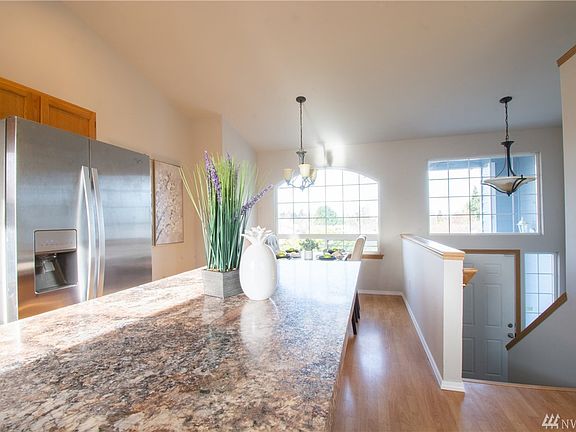 3rd image of 3903 48th Ave NE