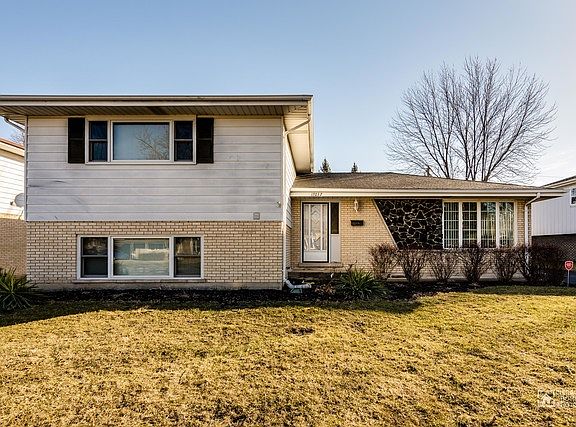 2nd image of 17037 Oketo Ave