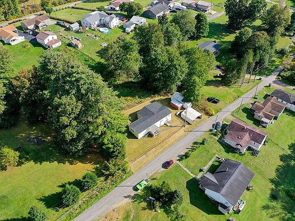 5th image of 180 Locust Rd
