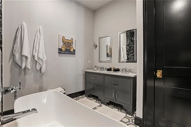 419 Carondelet St #PHB — Photo 41