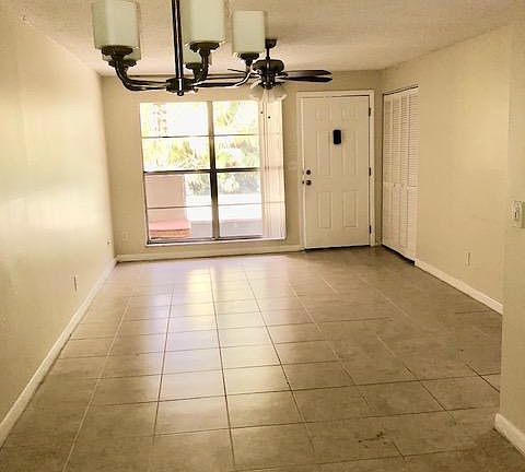4th image of 2103 SE Edler Dr #2103