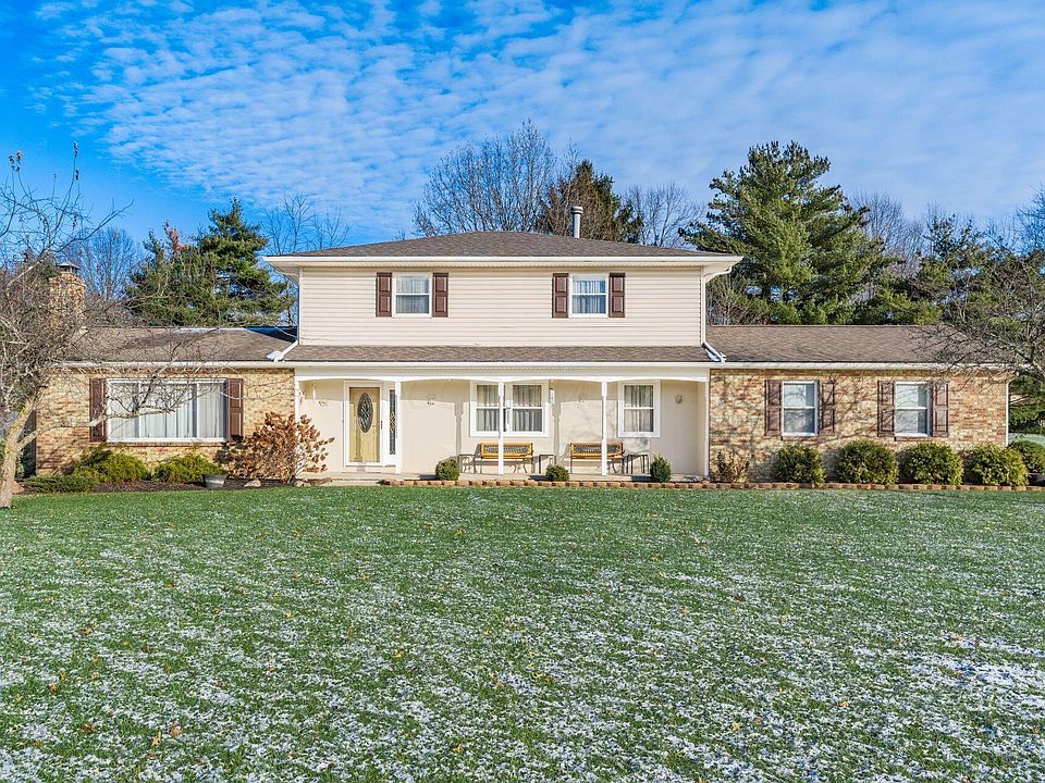 1st image of 13749 Wayside Dr NW