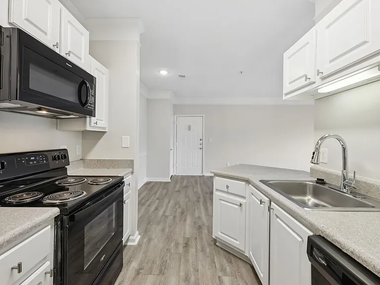 4305 Paxton Ln SW — Photo 44