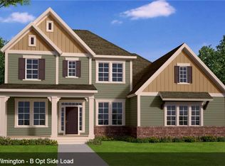 18211 Lake Winds Dr, Westfield, IN 46074