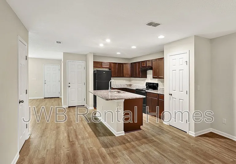 8180 Metto Rd — Photo 4