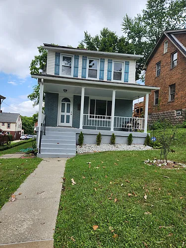 52 Taylor St Photo 1