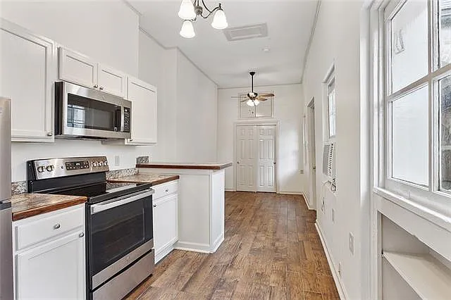 Building Photo - 708 Orleans St #3