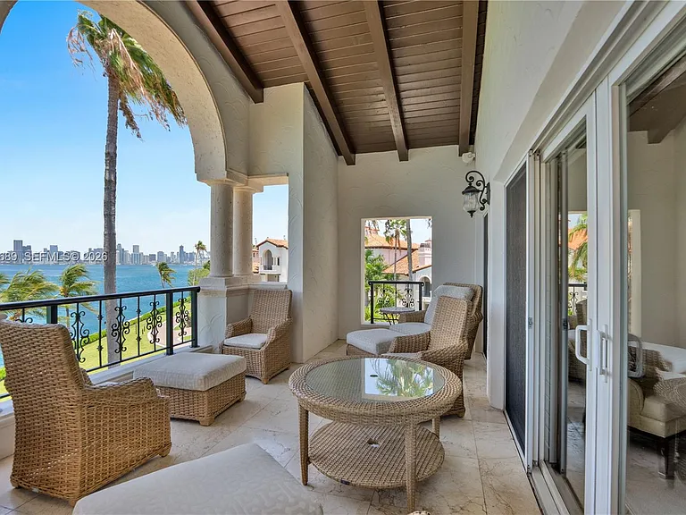 2244 Fisher Island Dr #3404 — Photo 23