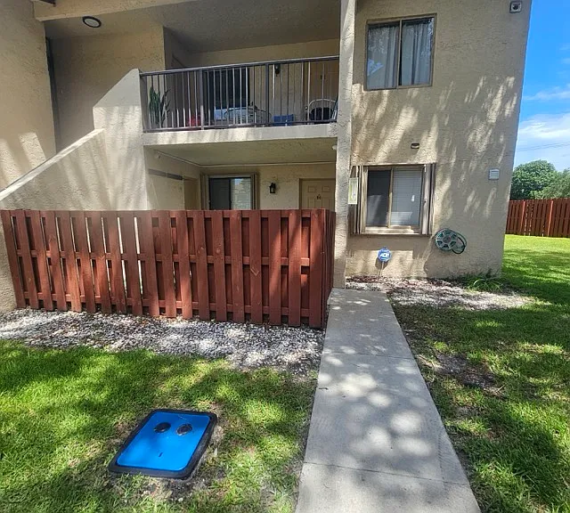 8041 Southgate Blvd #H6 — Photo 48