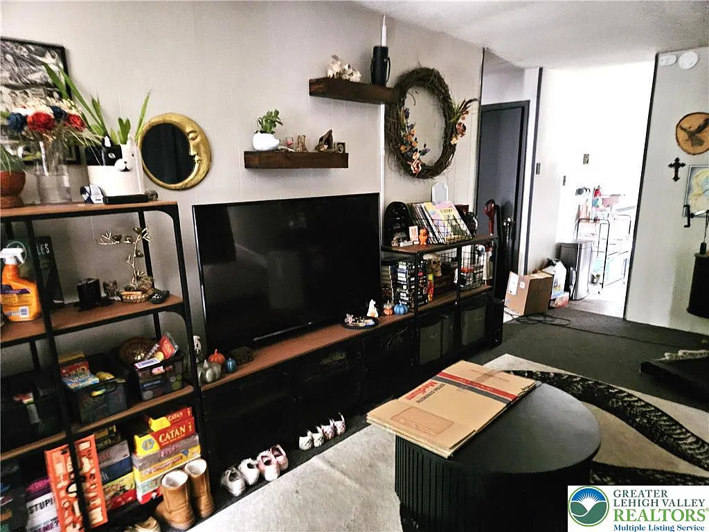 1 bed, 600 sqft, $1,100 — Photo 3