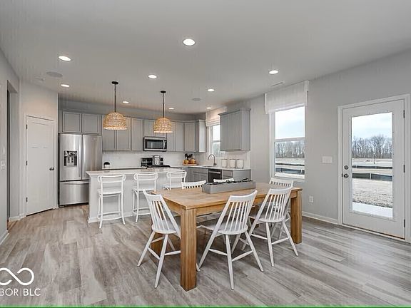 5th image of 6837 Bridle Oaks Ct