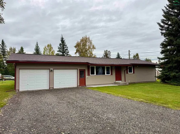 1867 Fern St, Fairbanks, AK 99709