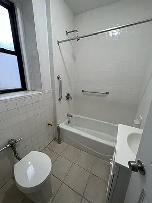 Rented by REAL New York | media 7