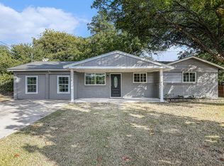 233 Victoria Ave, Azle, TX 76020