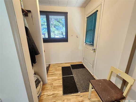 2nd image of 408 Ashford St