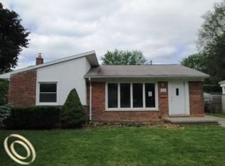 9341 Merriman Rd, Livonia, MI 48150