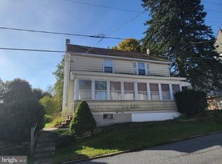 4 E Main St, Junedale, PA 18230