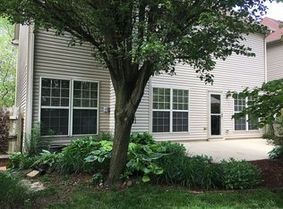 568 Millpond Rd, Lexington, KY 40514