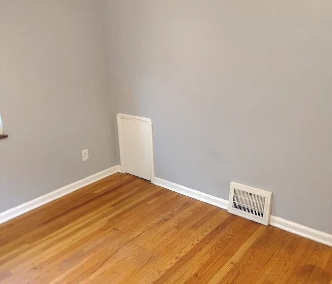 465 Huntmere Dr — Photo 17
