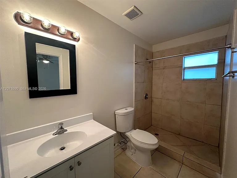 228 NW 14th Ave #0 — Photo 14