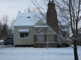 4114 Red Arrow Rd, Flint, MI 48507