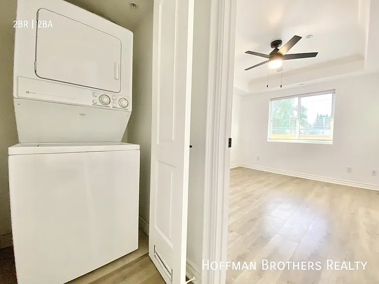 1837 Beloit Ave #203 — Photo 12
